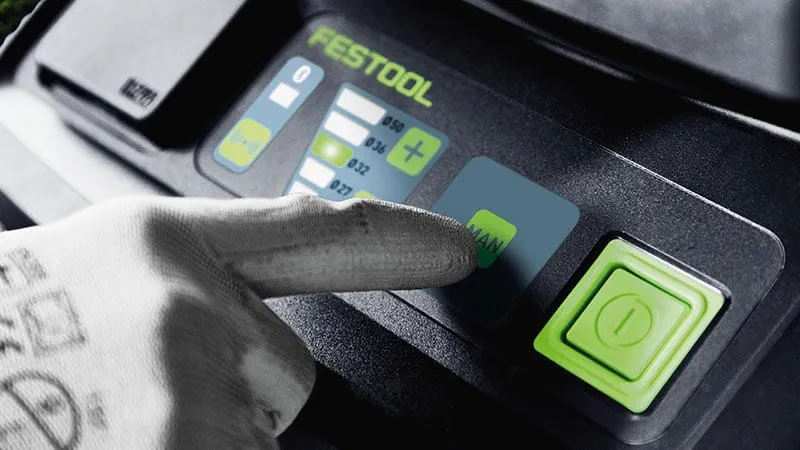 S dotykovým ovládaním